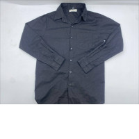 Black long-sleeved shirt