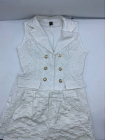 Set of 2 Women's sleeveless top and white shorts Set of 2 Women's sleeveless top and white shorts