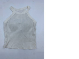 White sleeveless tank top with built-in bra White sleeveless tank top with built-in bra