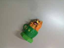 Ceramic figurine Ceramic figurine