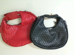 Set of 2 bags, red