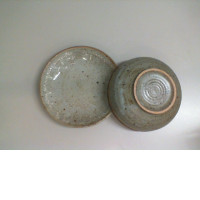 Set of 2 ceramic saucer and bowl