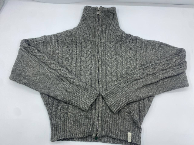 Gray wool sweater Gray wool sweater