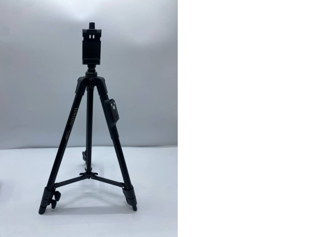 Adjustable tripod Adjustable tripod