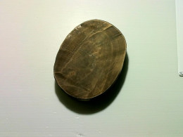 oval shaped wooden chopping board