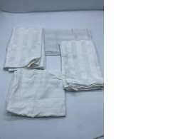 Set of 4 White pillowcase