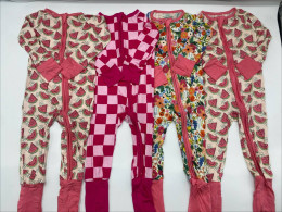 Set of 4 Children's swimwear 