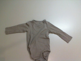 Brown baby bodysuit Brown baby bodysuit