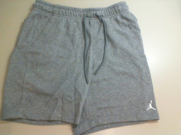Gray sports shorts for men Gray sports shorts for men