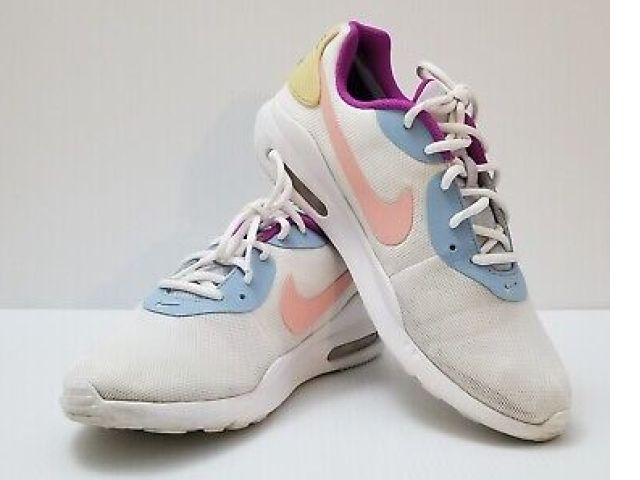 Nike Air Max Oketo Sneakers Womens Sz 10 White Bleached Coral AQ2231-104 Lace Up Nike Air Max Oketo Sneakers Womens Sz 10 White Bleached Coral AQ2231-104 Lace Up