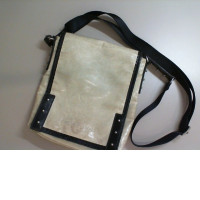 Light grey shoulder bag. Leather