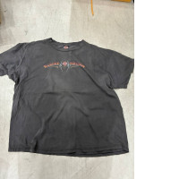 Black short sleeve round neck t-shirt