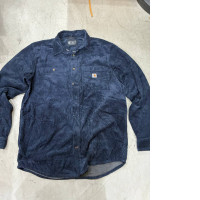 Black long-sleeved shirt