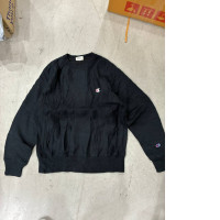 Champion Black long sleeve round neck sweater Champion Black long sleeve round neck sweater