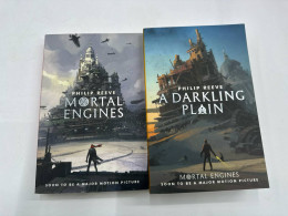 Set of 2 Mortal Engines (Mortal Engines, Book 1,2) - Paperback By Reeve, Philip - EUC