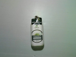 coconut shampoo against hair loss