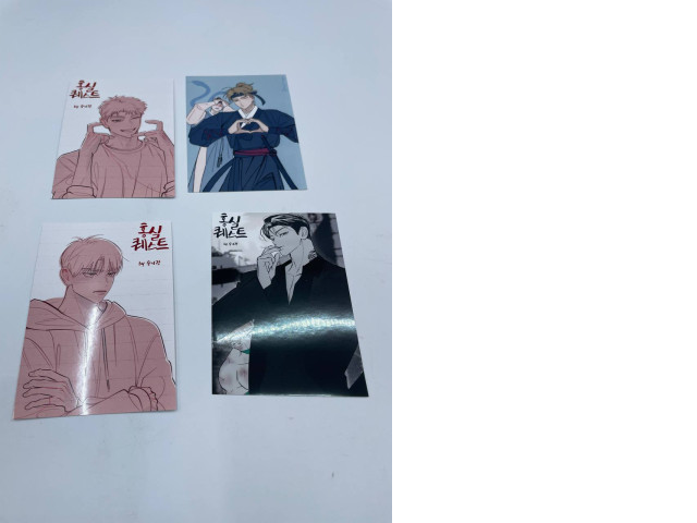 Set of 4 anime photo cards Set of 4 anime photo cards