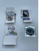 Gift set, of 3 acrliyc stands and 1 badge