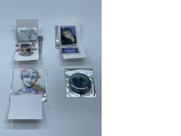 Gift set, of 3 acrliyc stands and 1 badge