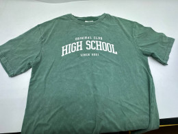 Green round neck t-shirt 