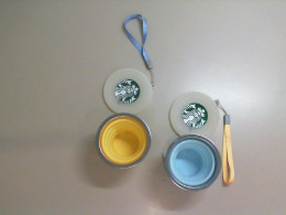 Set of 2 Silicone Collapsible Mugs and Lids, Starbucks