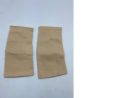 Set of 2 knee holneds