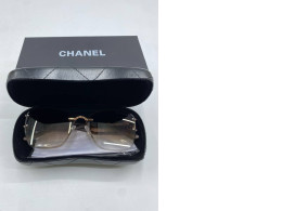 Women's fashion sunglasses CHANEL