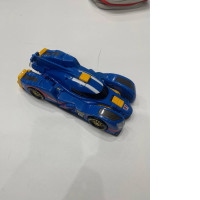 Toy car