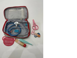 Toy doctor set