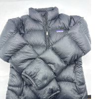 PATAGONIA  Black long sleeve zip up sweater