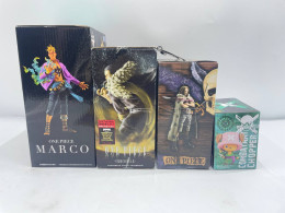 Set of 4 Japanese figures 