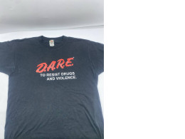 Black vintage round neck t-shirt