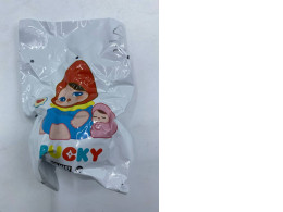 POP MART PUCKY POP MART PUCKY