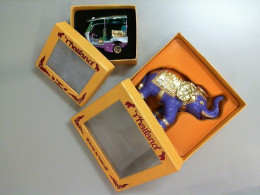 Set of 2 souvenirs from Thailand, elephant and tuk-tuk Set of 2 souvenirs from Thailand, elephant and tuk-tuk