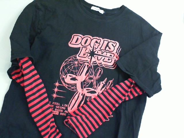 Long sleeve t-shirt red Long sleeve t-shirt red