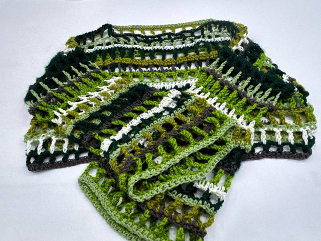 Women's knitted mesh sweater Women's knitted mesh sweater