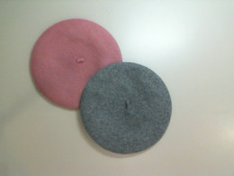 Set of 2 berets