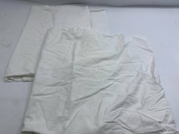 Set of 2 White pillowcase