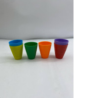 Set of 6 plastic cups