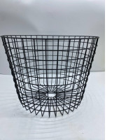 Black laundry basket Black laundry basket