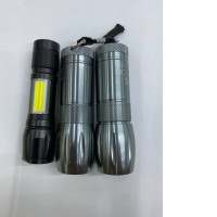 Set of 3 LED flashlight
