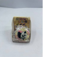 Set of 8 anime badges