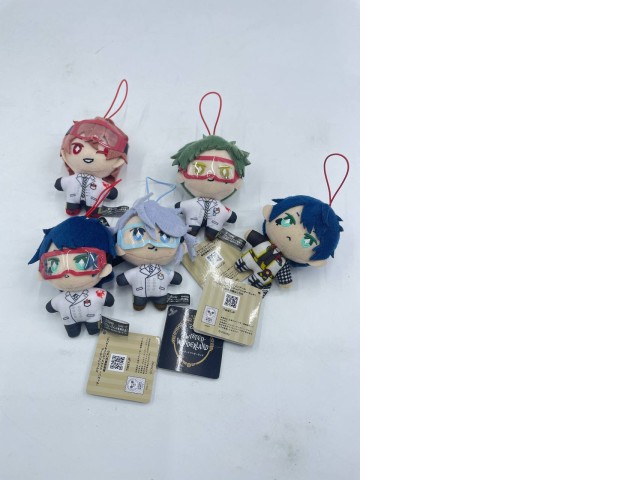 Set of 5 anime plush toys Set of 5 anime plush toys