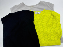 Set of 3 Women's sleeveless shirt