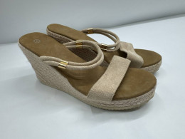 Women's high heel sandals