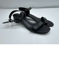 Women's open toe shoes