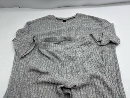 Set of 2 Short-sleeved round-neck shirt and light brown long pants