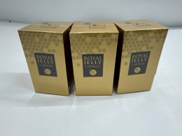 Set of 3 Royal Capsules