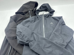 Set of 2 Long-sleeved hooded windbreaker