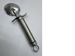 Custom style personalized pizza cutter